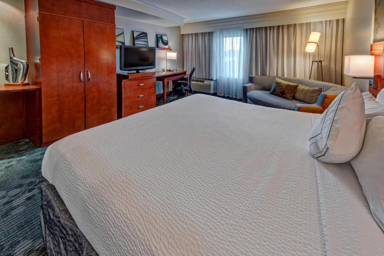 Hotel Courtyard By Marriott Alexandria Exterior foto