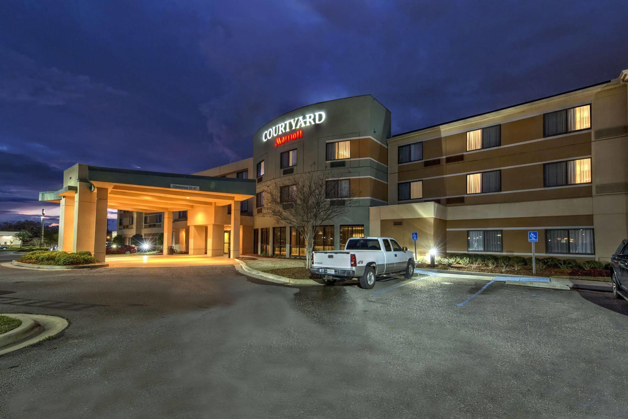 Hotel Courtyard By Marriott Alexandria Exterior foto